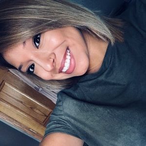 Meet your Posher, Idalis